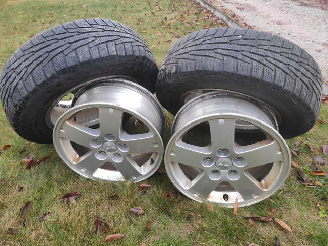 Compre MN184277 Mitsubishi Discos de roda de aleação ligeira (de aleação ligeira, de titânio)