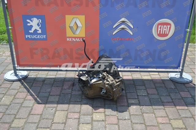 Caixa de Mudança montada (caixa mecânica de velocidades) 8200546200 Renault (RVI)