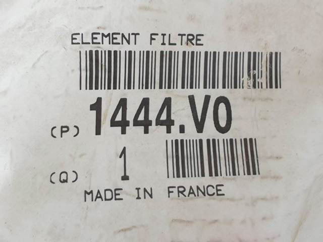 Filtro de ar Peugeot/Citroen 1444V0 preço, a partir de 7,10 USD