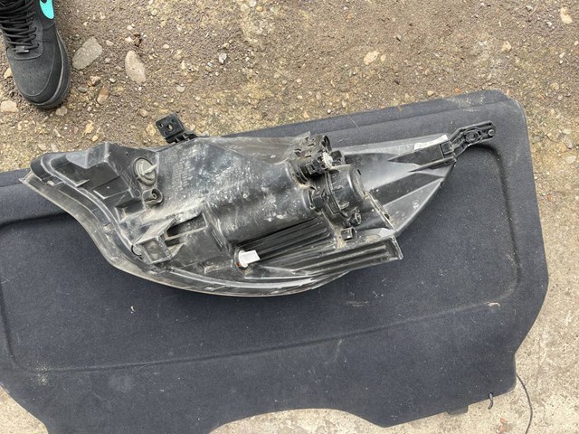 Compre 921021WXXX Hyundai/Kia Luz direita