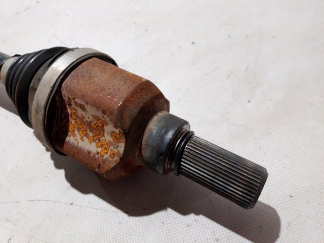 Semieixo (acionador) dianteiro esquerdo 9808771480 Peugeot/Citroen