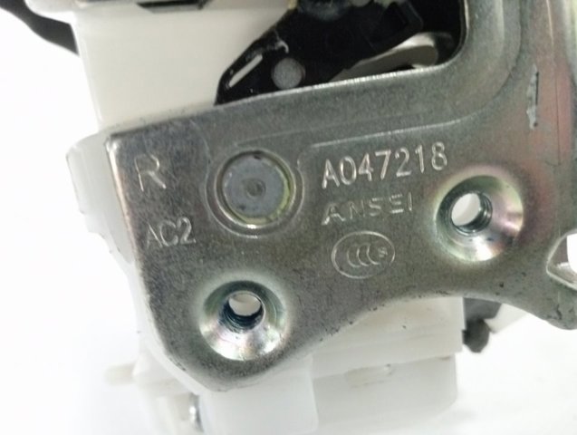 Compre A047218 Peugeot/Citroen Fecho da porta dianteira direita