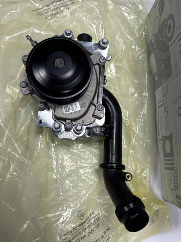 Bomba de água (bomba) de esfriamento Mercedes A651200840180