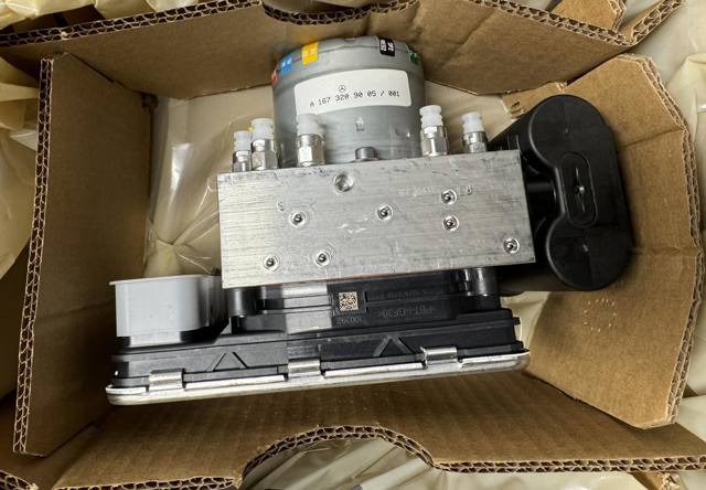 Unidade de controlo de suspensão pneumática Mercedes A1673209005 preço, a partir de 1436,42 USD