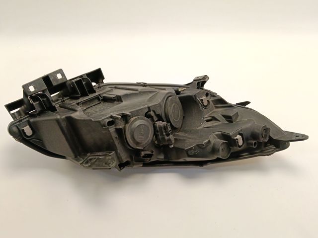 Luz esquerda Renault (RVI) 260600023R