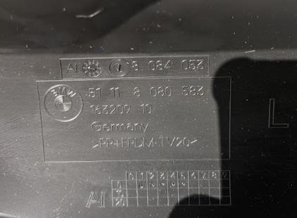 51118080583 BMW Placa sobreposta esquerda do pára-choque dianteiro