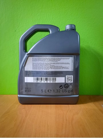 Compre A000989700613 Mercedes Óleo para motor