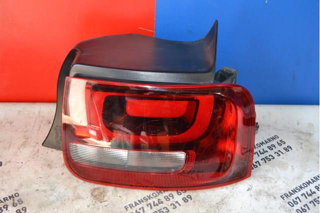Lanterna traseira direita 9800916080 Peugeot/Citroen