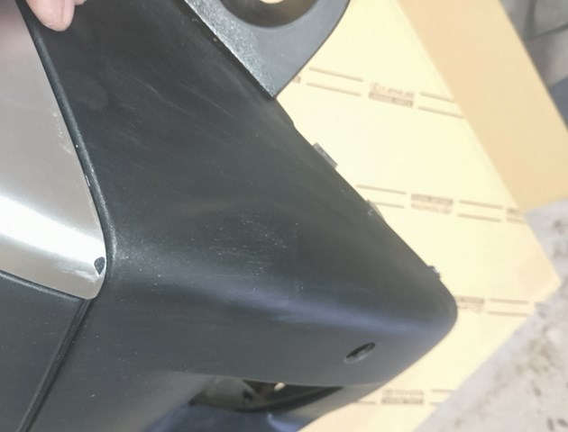 98385170XT Peugeot/Citroen Pára-choque traseiro