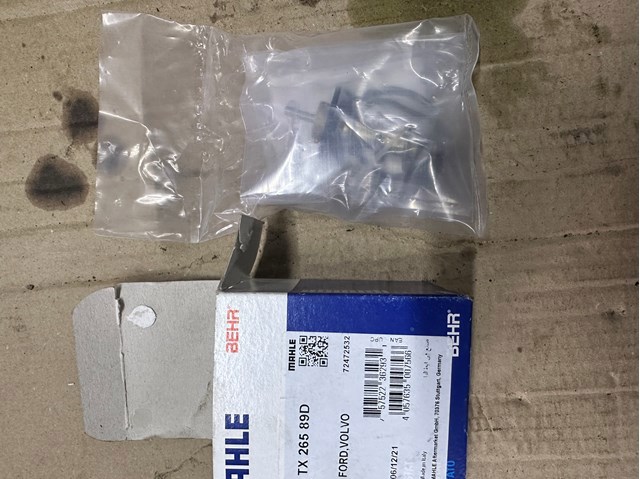 Caixa do termostato TX26589D Mahle Original