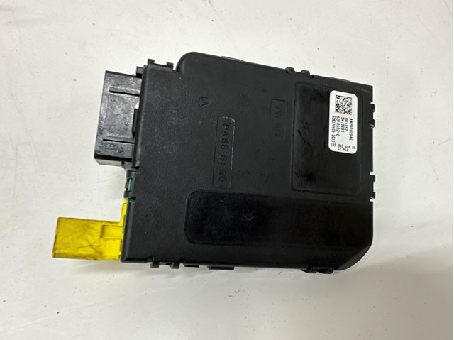 1K0953549BG VAG Módulo de direção (Centralina eletrônica) dos interruptores instalados na coluna da direção