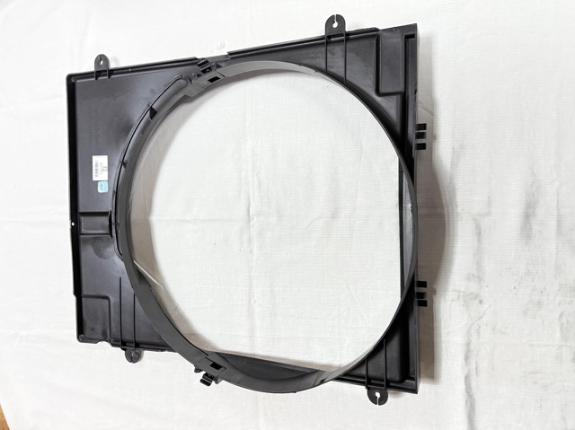Difusor do radiador de esfriamento Q3730077 Q-fix