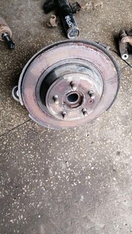 Cubo traseiro Land Rover LR024427