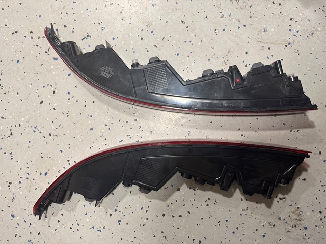 Compre FP1221F6P FPS Lanterna do pára-choque traseiro direito