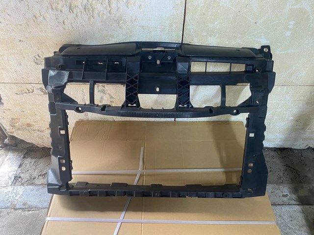 Suporte do radiador montado (painel de montagem de fixação das luzes) 38805001 AND