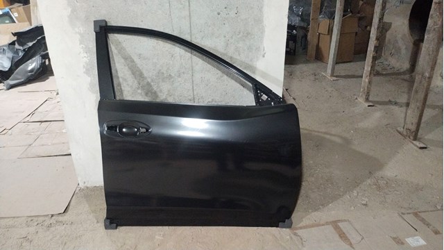 Compre H010M5H5AA Nissan/Infiniti Porta dianteira direita