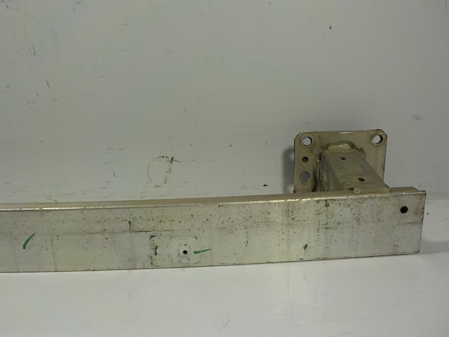 Reforçador do pára-choque traseiro 9676007180 Peugeot/Citroen