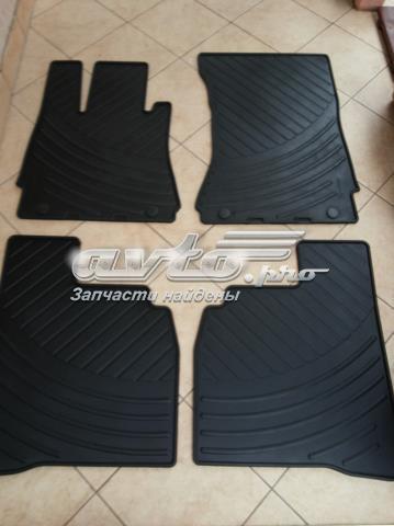 B67812039 Mercedes Tapetes dianteiros + traseiros, kit