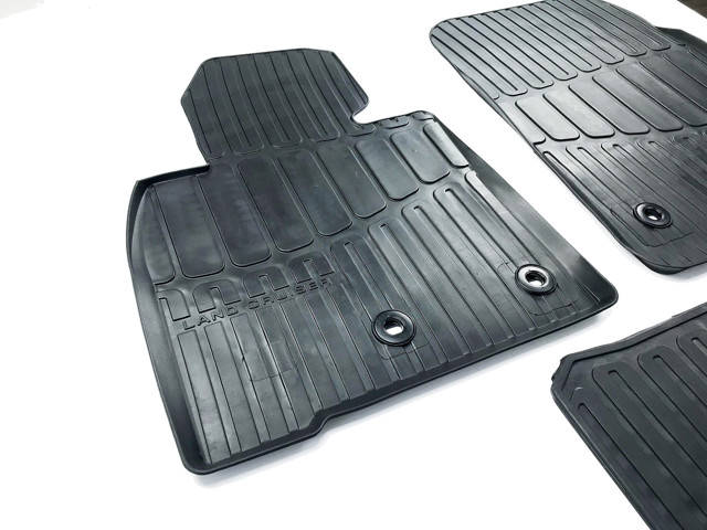 Compre PZ49KJ035CRJ Toyota Tapetes dianteiros + traseiros, kit