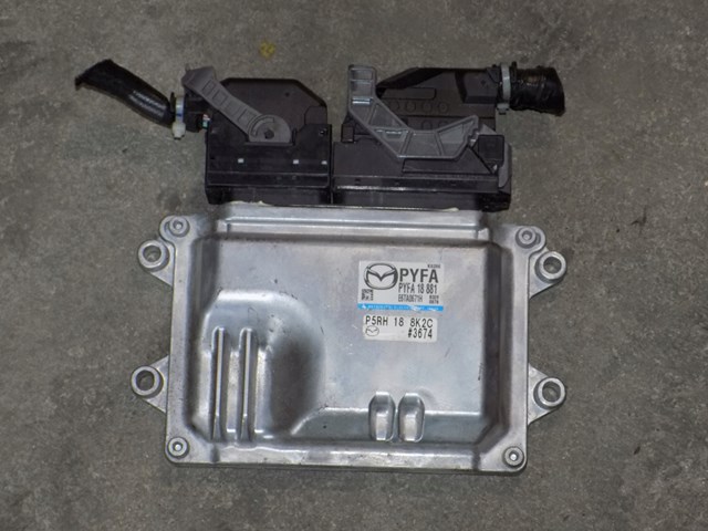  Mazda PYFA18881