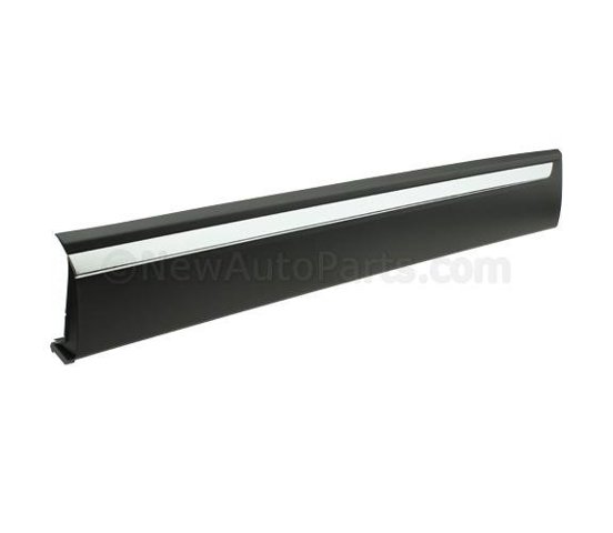 Compre TK4951RA0B Mazda Moldura da porta dianteira direita inferior