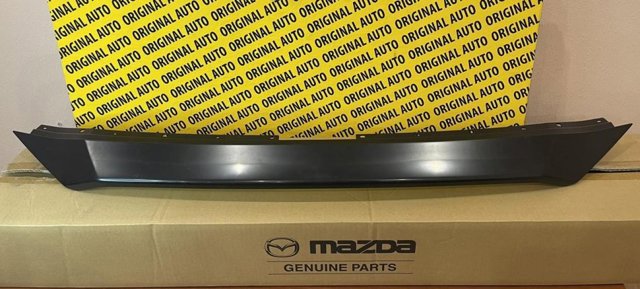 Compre KB8A507E1BBB Mazda Placa sobreposta (carcaça) de grelha do radiador
