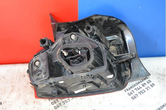 Compre 9800916080 Peugeot/Citroen Lanterna traseira direita