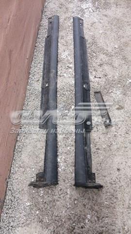 D10E51PL0C Mazda Placa sobreposta (moldura) externa direita de acesso