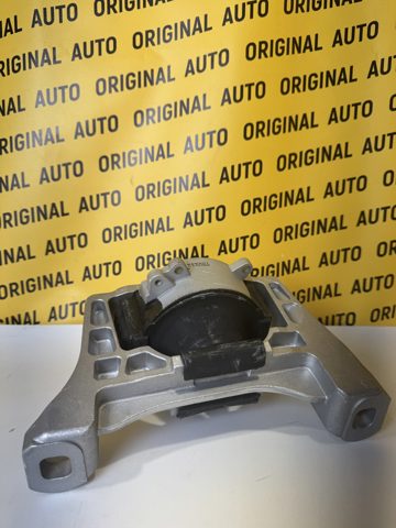 BBN339060B Mazda Coxim (suporte) direito de motor