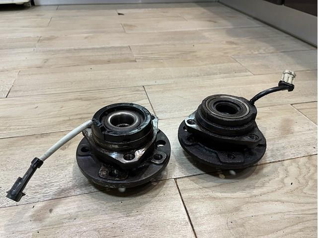 Compre 9117622 General Motors Cubo dianteiro
