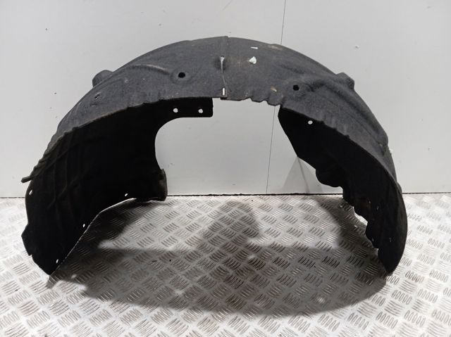 Guarda-barras direito do pára-lama dianteiro para Ford Puma  J2K, CF7