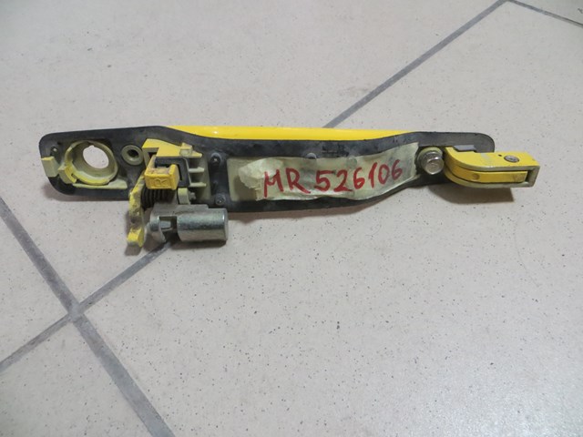  Mitsubishi MR526106