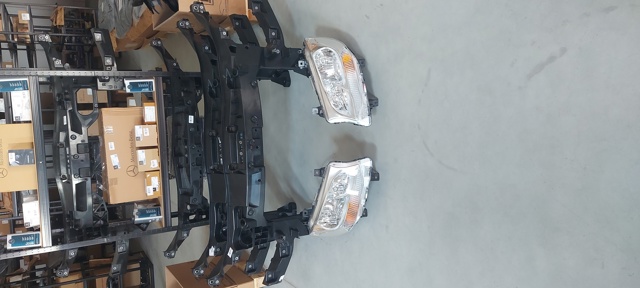 Suporte do radiador montado (painel de montagem de fixação das luzes) Mercedes A9078800900 preço, a partir de 175,26 USD