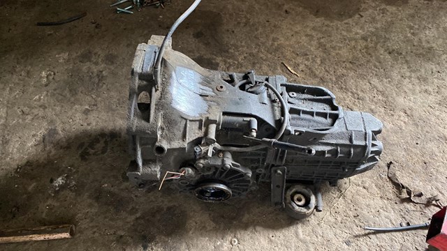Caixa de Mudança montada (caixa mecânica de velocidades) Audi 80 preço, a partir de 323,08 USD