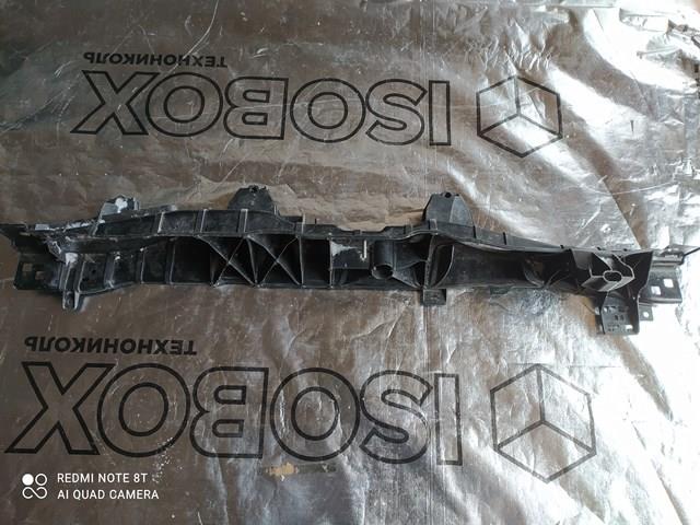 Suporte superior do radiador (painel de montagem de fixação das luzes) Fiat/Alfa/Lancia 52087119 preço, a partir de 100,17 USD