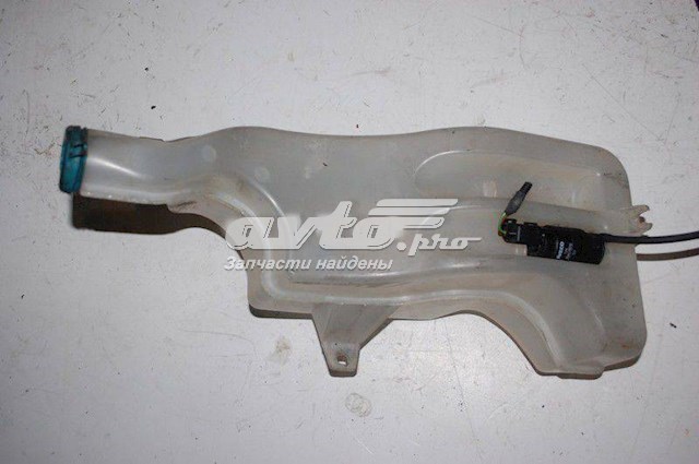 Tanque de fluido para lavador de vidro Iveco Daily III 