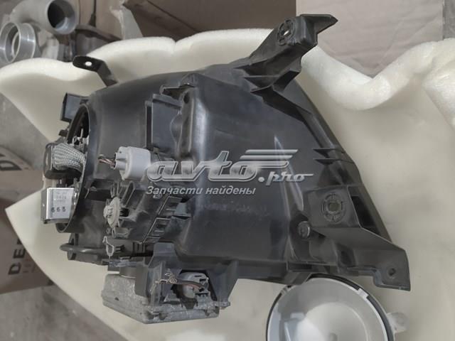 10087420 Mitsubishi Luz direita