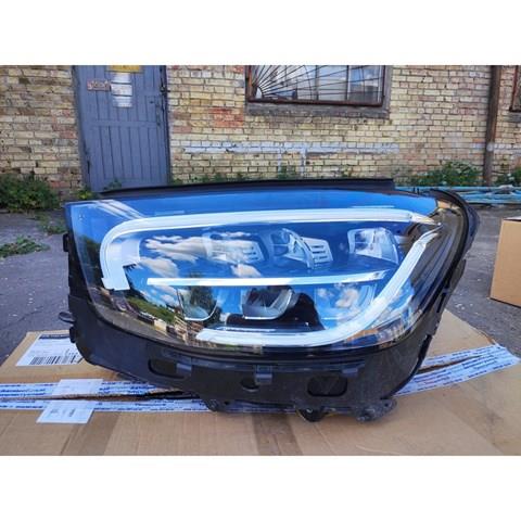 Luz esquerda A2539068101 Mercedes