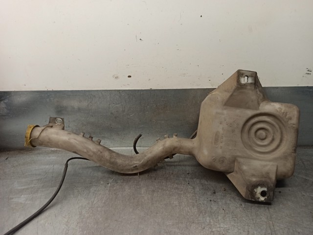 Tanque de fluido para lavador de vidro Ford YC1513K185BG preço, a partir de 66,40 USD