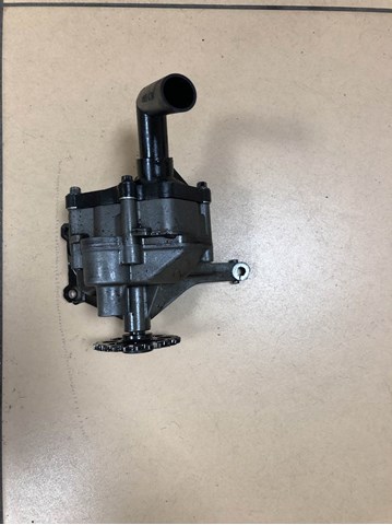 Compre 6061810901 Mercedes Bomba de óleo