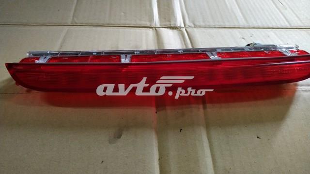 D46151580 Mazda Sinal de parada traseiro adicional