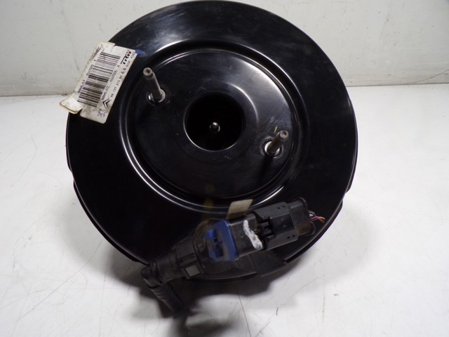 Reforçador dos freios a vácuo Peugeot/Citroen 1635068680