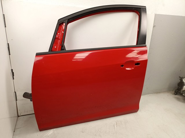 Porta dianteira esquerda General Motors 13330765 preço, a partir de 159,19 USD