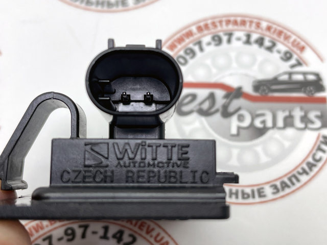 Compre A0009069908 Mercedes Lanterna da luz de fundo de matrícula traseira