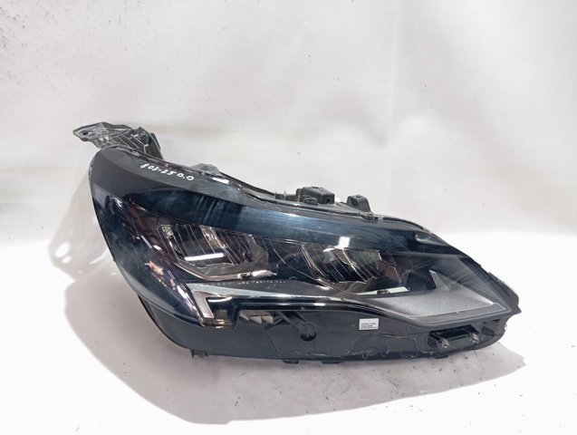 Luz direita Peugeot/Citroen 1675889480 preço, a partir de 747,40 USD