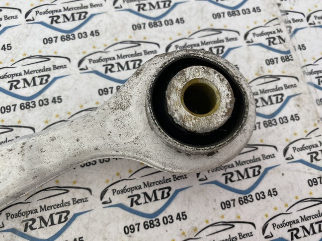 Braço oscilante superior esquerdo/direito de suspensão traseira Mercedes A2103521005