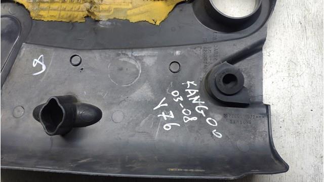 8200791916 Renault (RVI) Tampa de motor decorativa