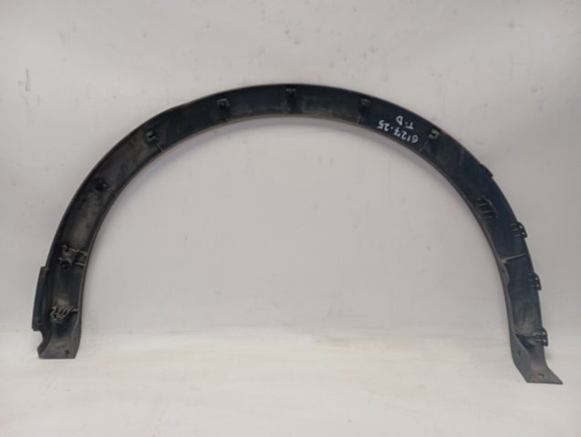Expansor direito (placa sobreposta) de arco do pára-lama traseiro 788743561R Renault (RVI)