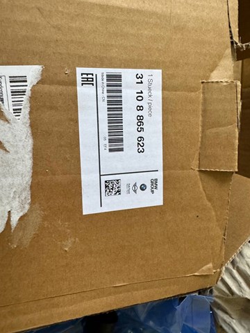 Braço oscilante inferior esquerdo de suspensão dianteira 31108865623 BMW