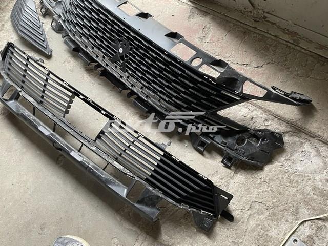98367693TN Peugeot/Citroen Grelha do radiador